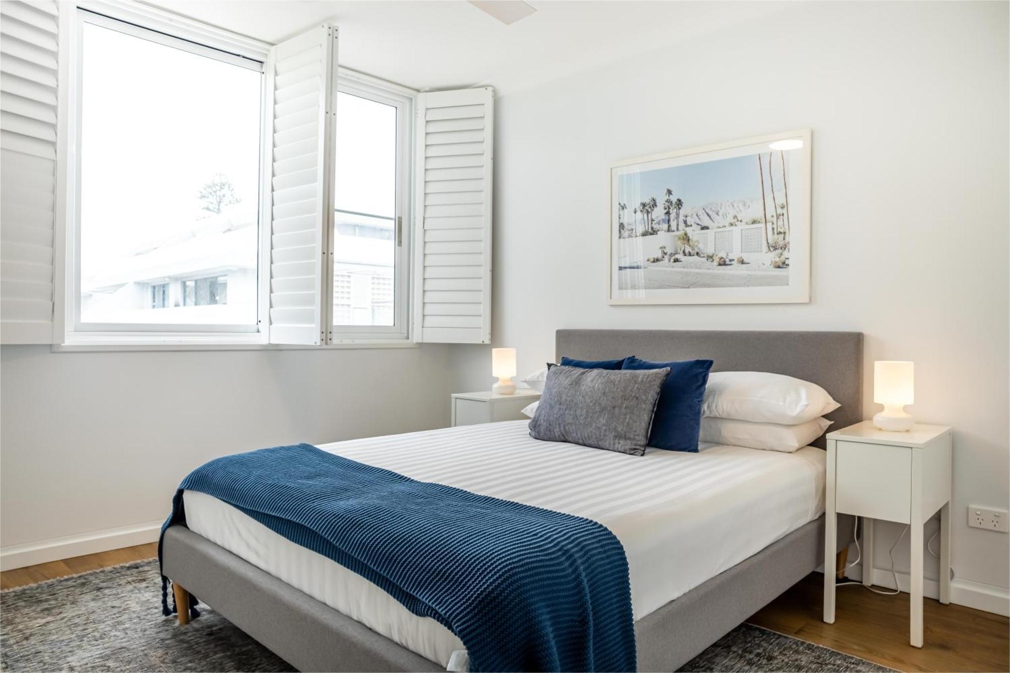 Chic Apartment Footsteps From Manly Beach Сидней Номер фото